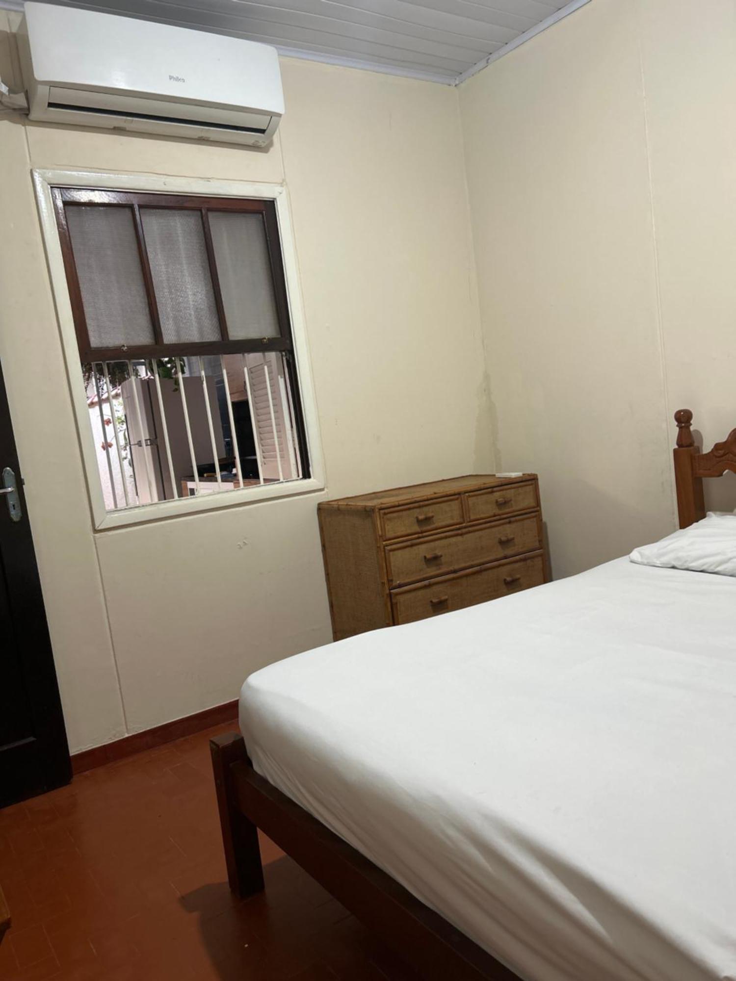 Casa De Praia Em Guaruja A 200 Metros Do Mar Kültér fotó
